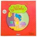 NICOLE SE VA A VESTIR